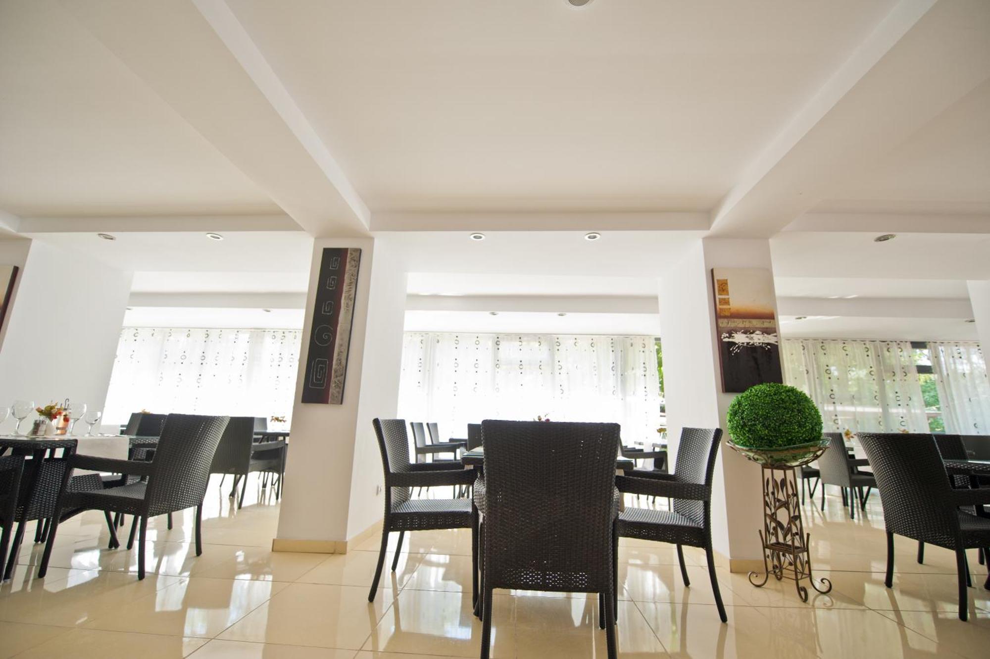 Recif Hotel 3*