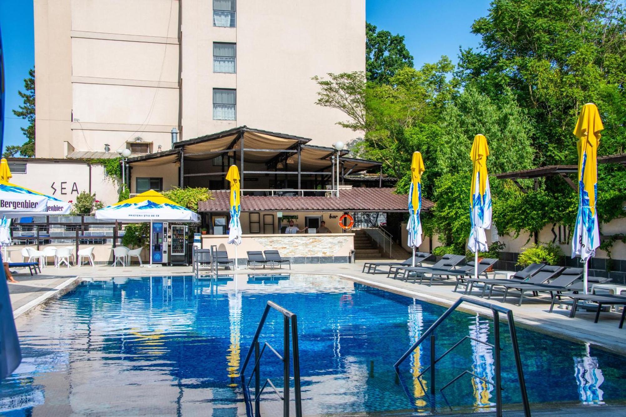 Hotel Recif 3*
